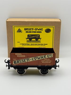 Bassett-Lowke Rolling Stock Series 1 x 7- Plank Coal Wagon - Bassett-Lowke Private Owner (Brown)