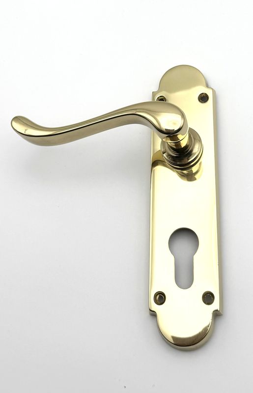 Savoy Euro Lever Handles 57mm Centres Polished Brass (CLEARANCE)