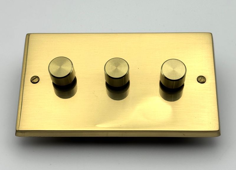 Heritage Brass 3 Gang 400W Dimmer - Polished Brass - (CLEARANCE)