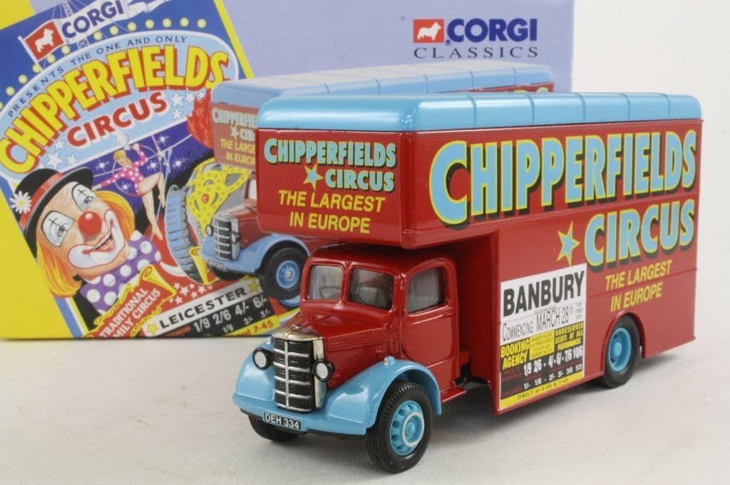 Corgi Chipperfields Circus Bedford Pantechnicon - Billy Smee Wardrobe