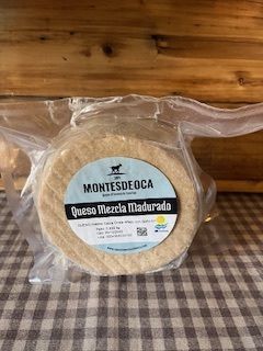 QUESO MONTESDEOCA CURADO
