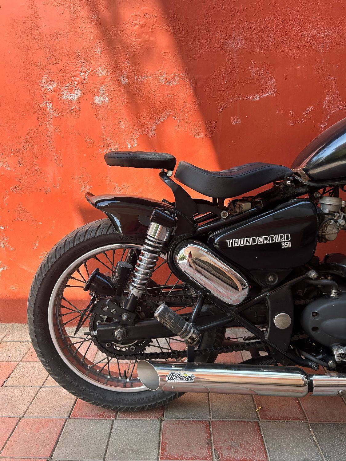 Folding Seat &amp; Rear Mudguard For Royal Enfield Thunderbird 350