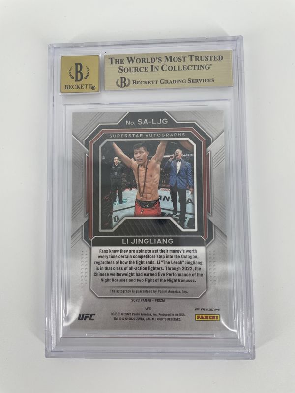 BGS - 9.5 (Beckett 10 Autograph) 2023 Panini Prizm UFC Superstar Autographs Prisms Green #SALJG Li Jingliang [0016773494]