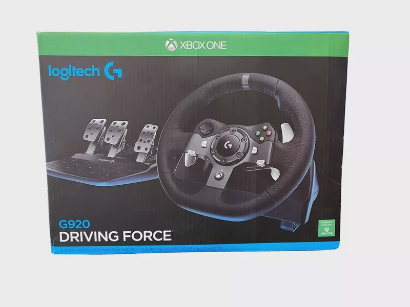 Logitech G920 Driving Force Racing Wheel and Pedals - Xbox / PC