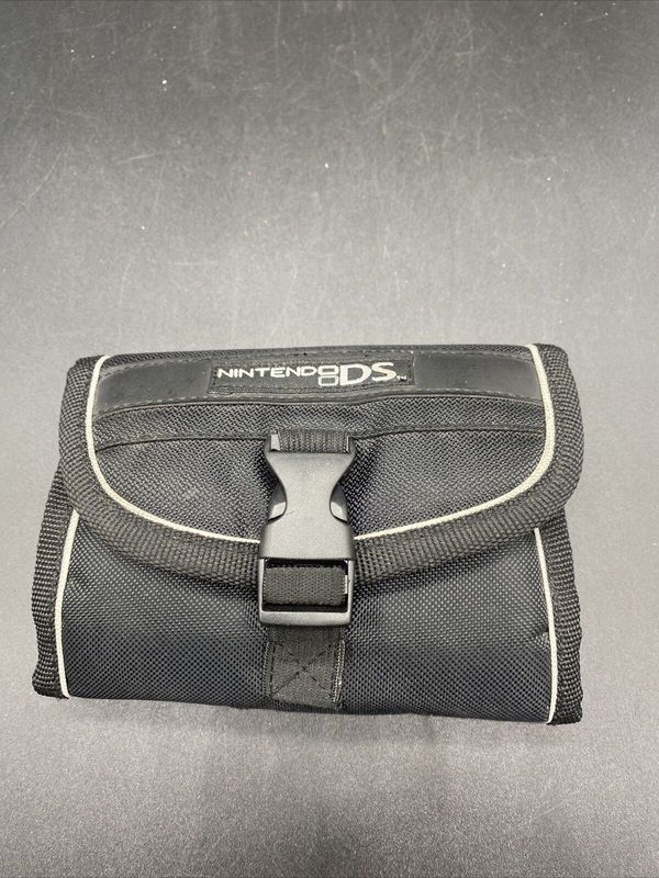 Nintendo DS Switch and Carry Case - Faux Leather Black