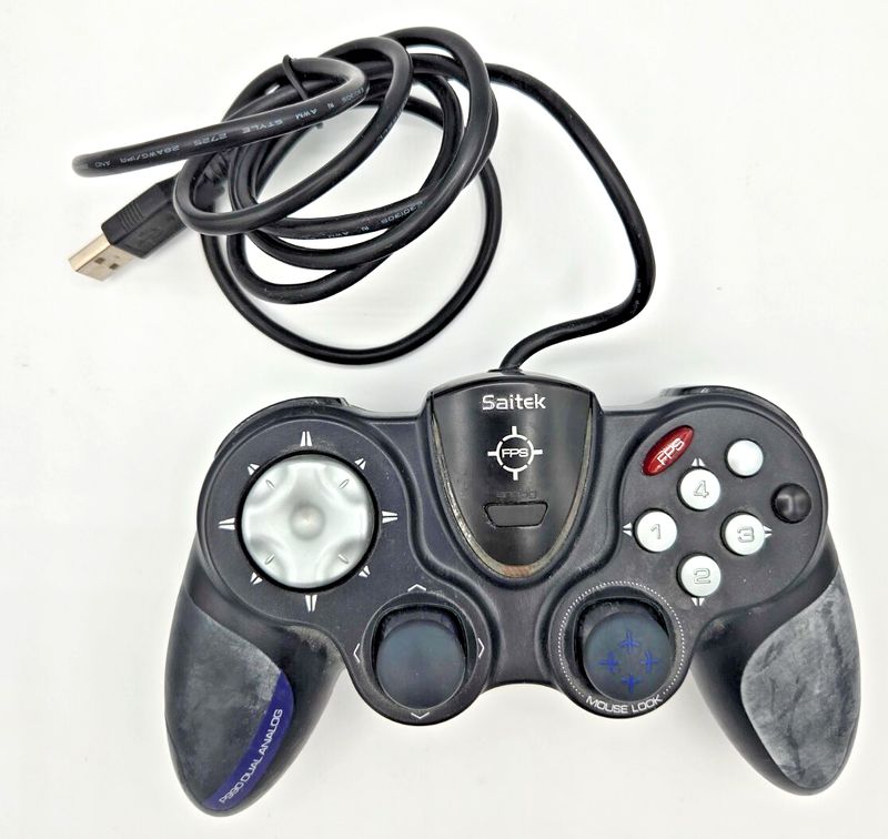 Saitek P990 Dual Analog USB Game Controller