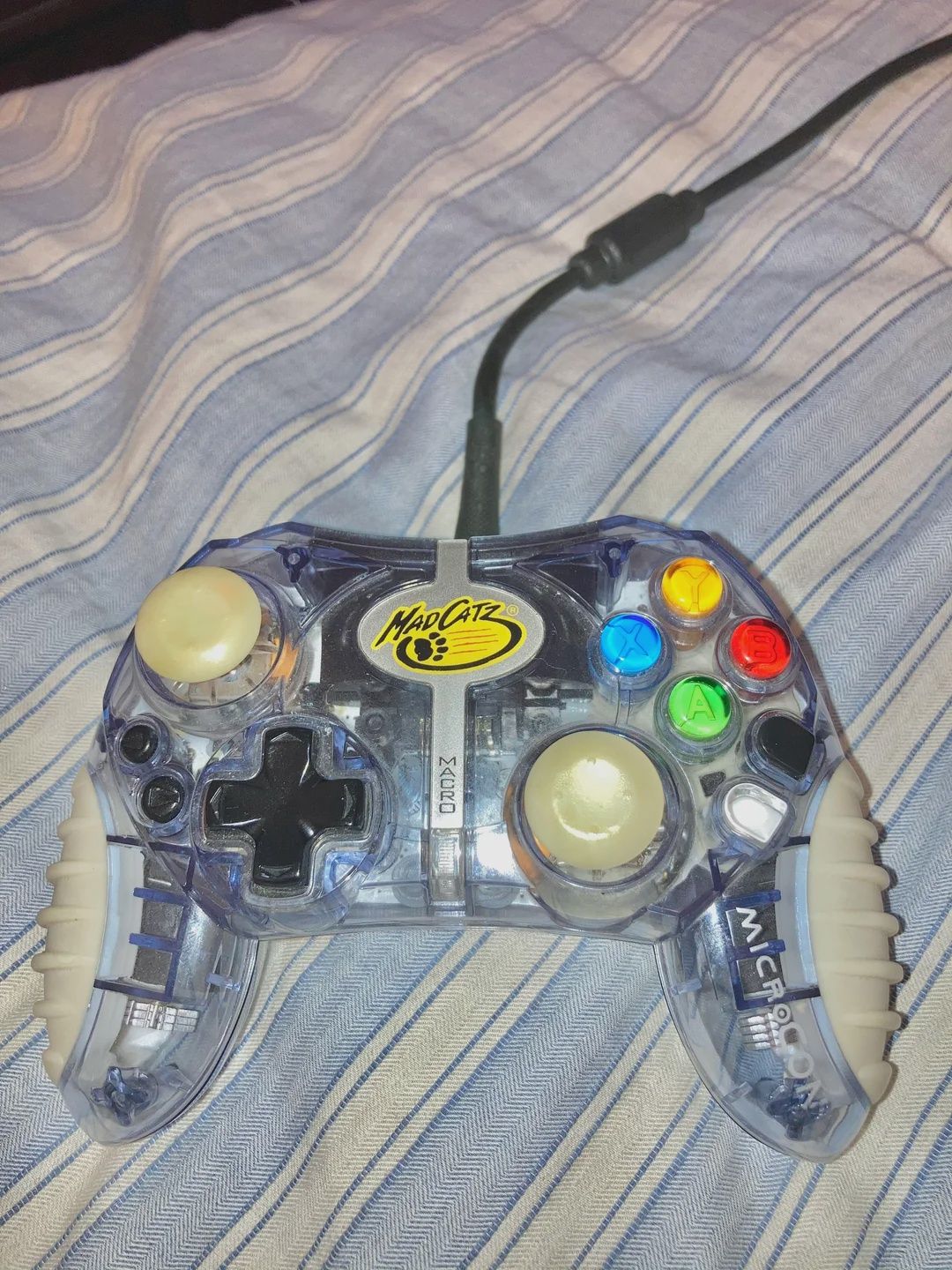 Mad Catz  Translucent Blue (Wired) - Xbox 360 Controller