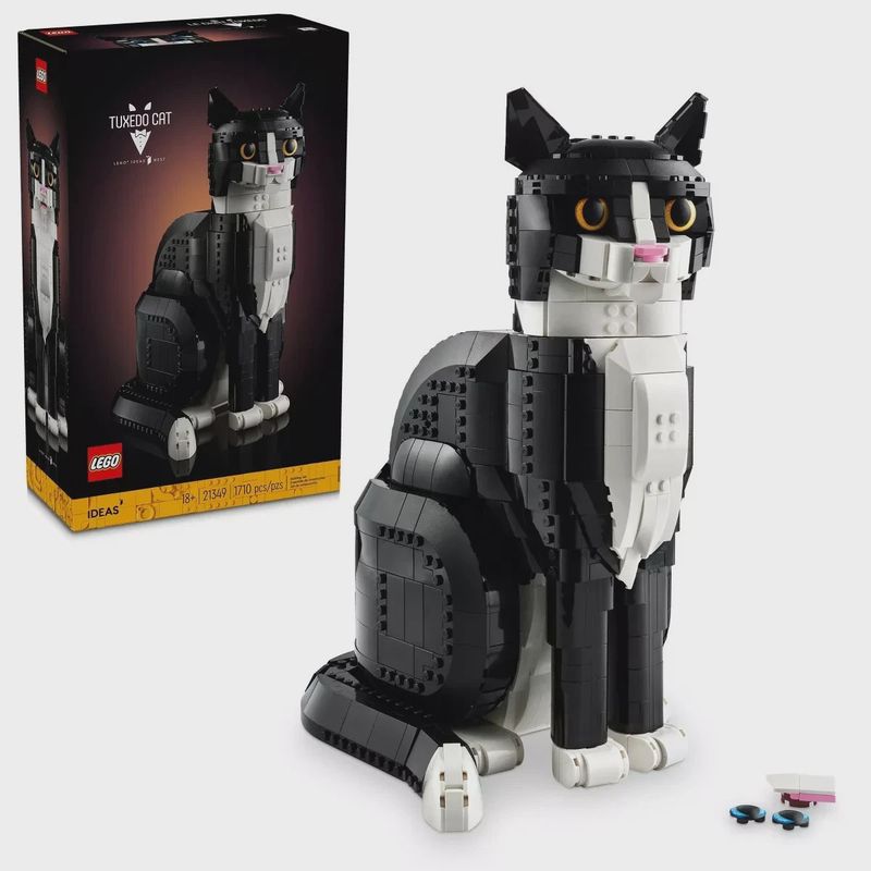 LEGO Ideas: Tuxedo Cat (21349)