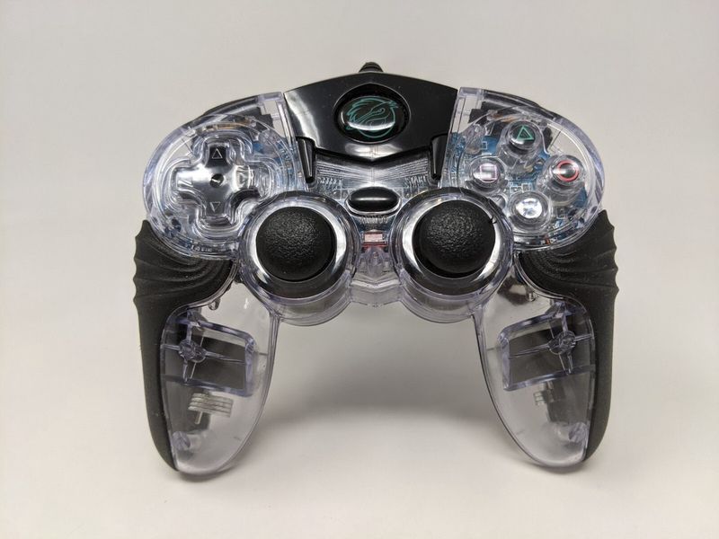 Pelican Chameleon PlayStation 2 Wired Controller