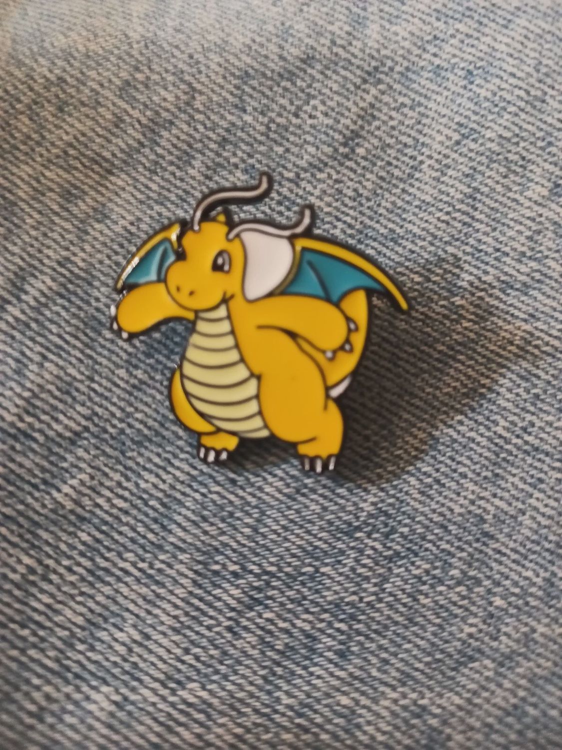 Dragonite Flying Enamel Pin