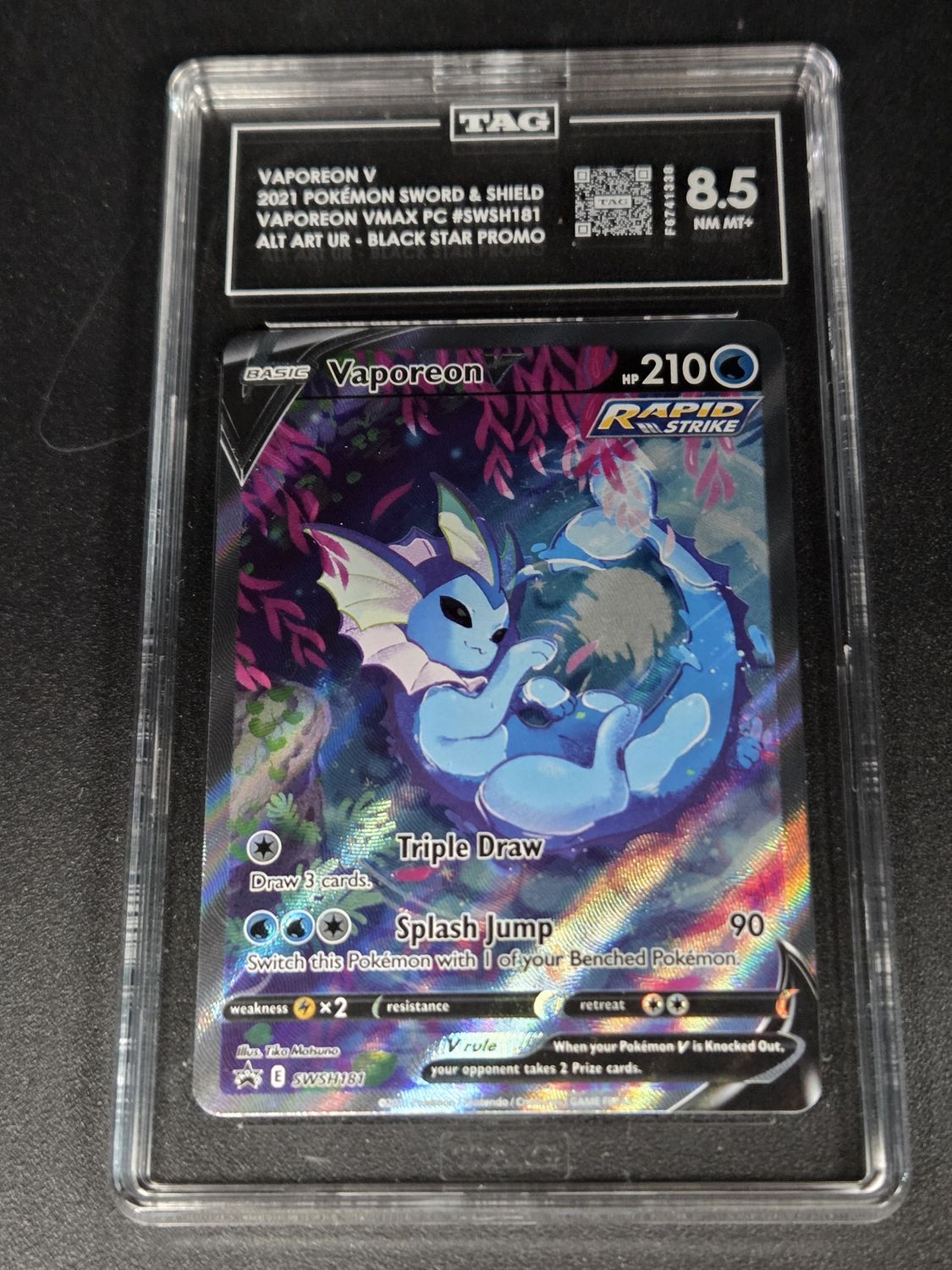 TAG - 8.5 - 2021 Pokemon Sw&amp;Sh Vaporeon Vmax PC #SWSH181 Alt Art UR Black Star Promo [F6741338]