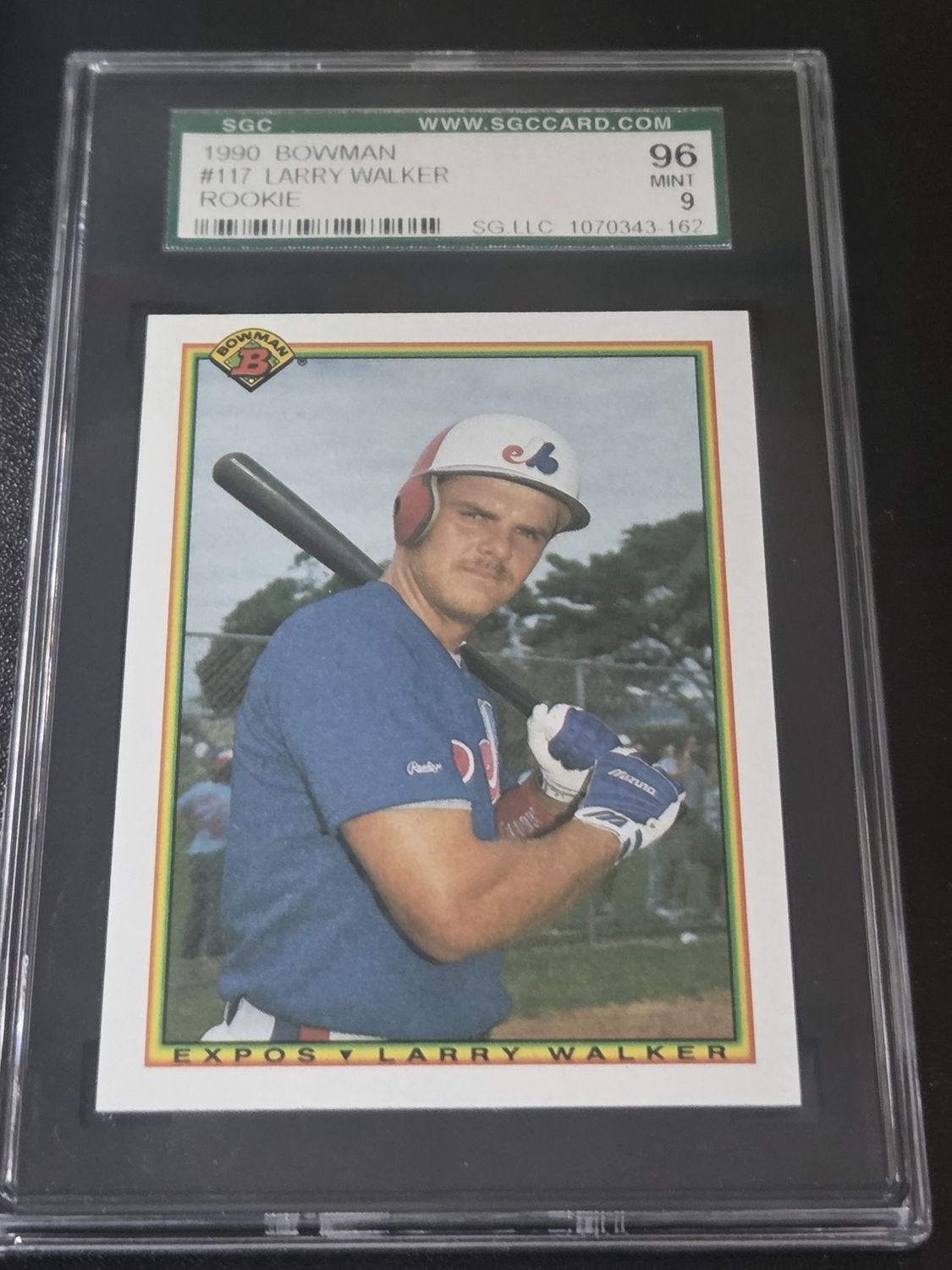 SGC - 9 - 1990 bowman Larry Walker #117 Rookie [01070343]