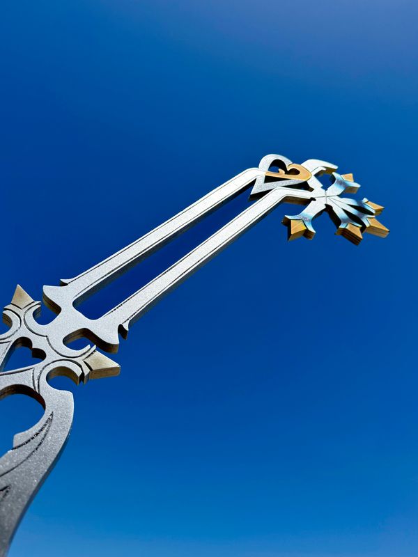 Oathkeeper Keyblade Wooden Replica 36" - Kingdom Hearts