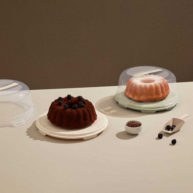 bol à gâteaux et pâtisseries avec poignée
