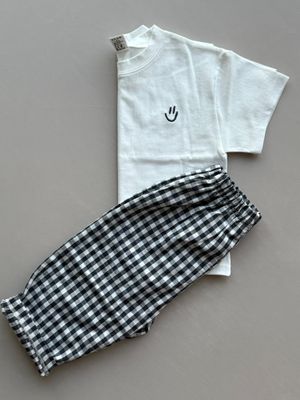Face Embroidery Short Sleeve Tee