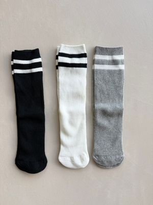 Two Line Socks set 3