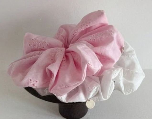 Tina Scrunchie Wit haaraccessoire (1stuk)