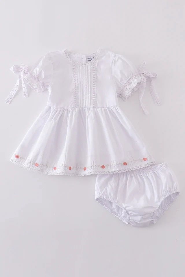 PREMIUM WHITE FLORAL EMBROIDERY BLOOMER SET
