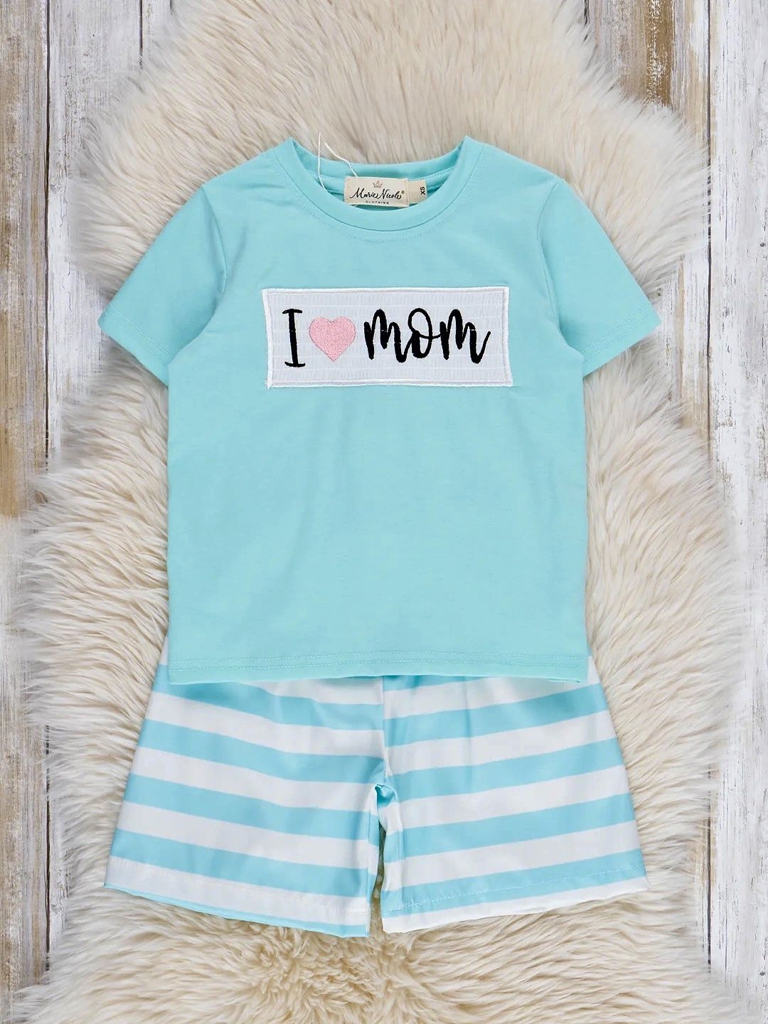 Aqua &quot;I Love Mom&quot; Smocked Outfit