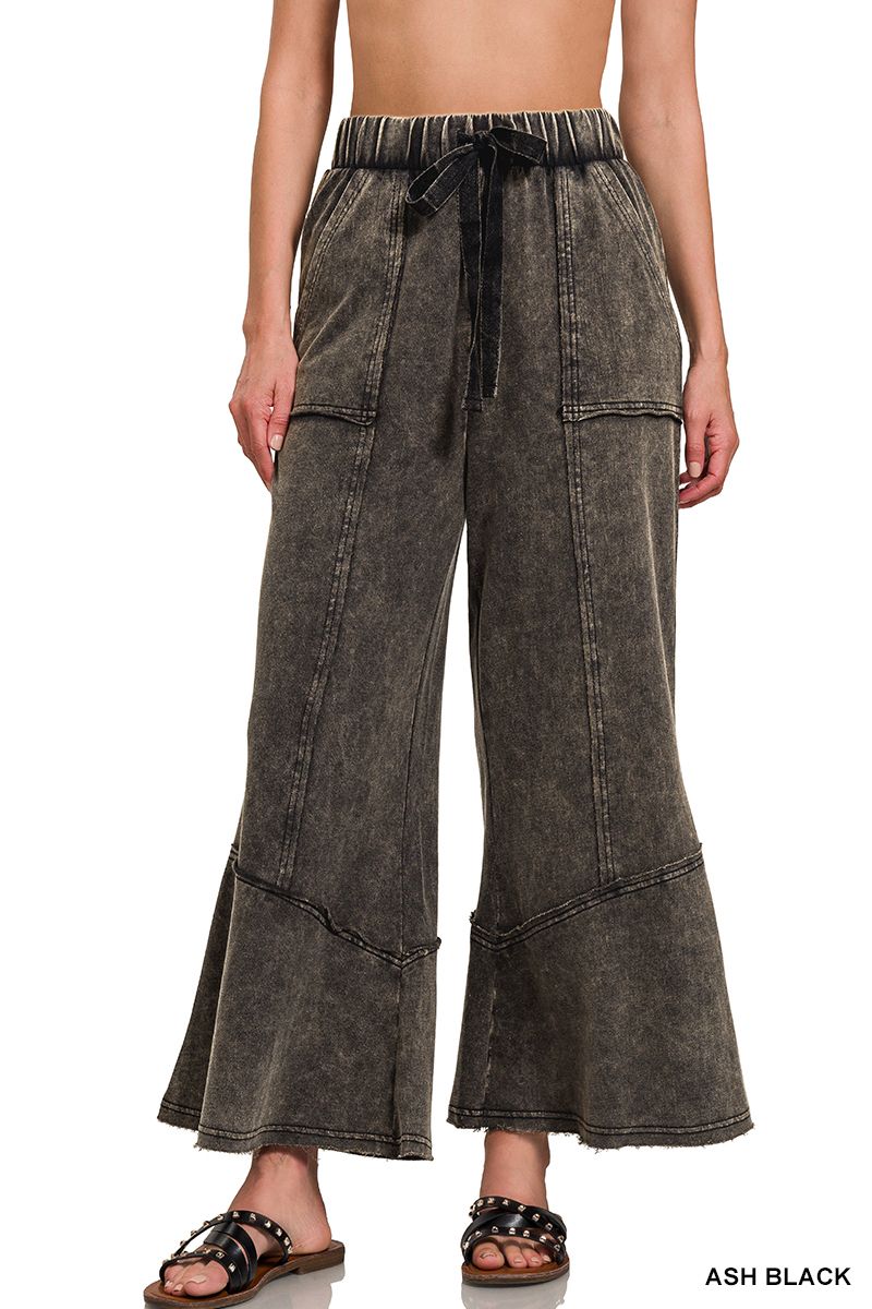 EXPOSED-SEAM FLARE HEM PANTS WITH POCKETS