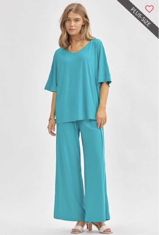 Travel Set 2-Piece Pant Set.