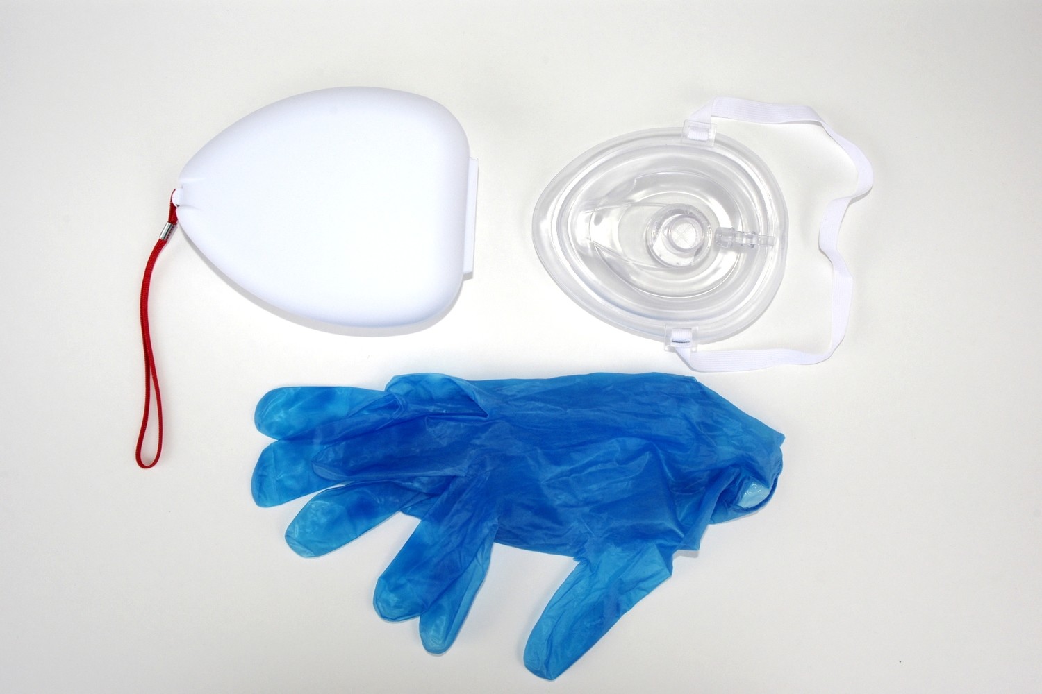 CPR Pocket Ventilator c/w Latex free head strap, Filter, Oxygen inlet, Gloves and Clamshell Hard Case
