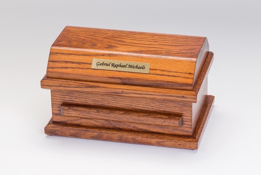 Oak Miscarriage Casket (9 inch interior) C-9-Oak