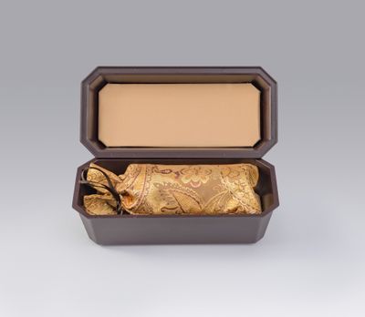 D&C Gold Burial Casket (8 inch interior) C-8-D&C-G