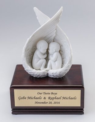 Twin Babies in Wings on Wood Urn Box U-TW Twin Babies in Wings on Wood Urn Box U-TW