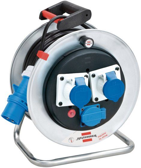 Avvolgicavo a tamburo con 33 mt di cavo 3 x 2.5  Spina: CEE/3 230V/16A, prese: 2x CEE/3 230V/16A e 1x 230V tipo F