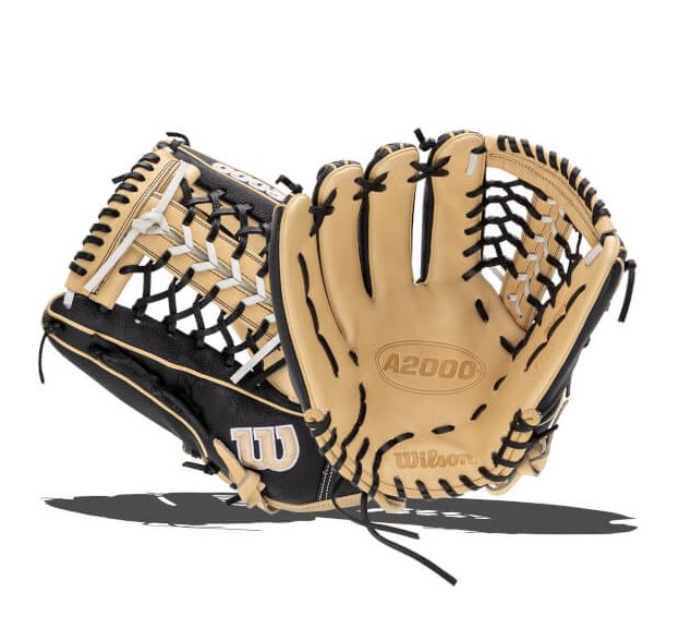 Wilson A2000FP Classic T125 12.5&quot; BLK/BLONDE RHT Fielders Glove - WBW102679125