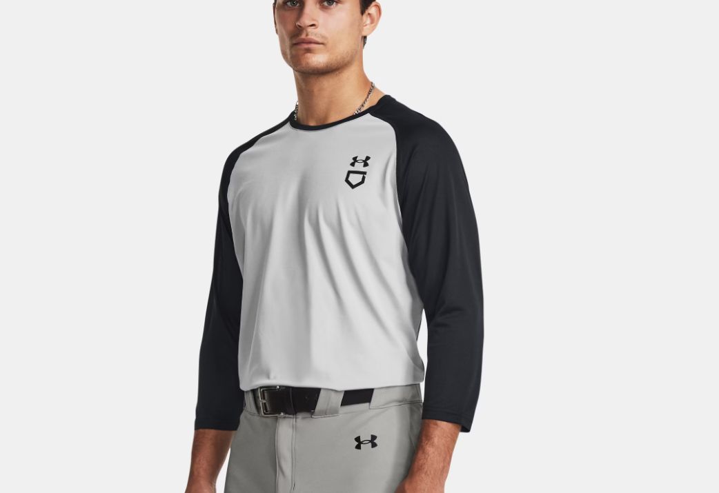 Under Armour Men&#39;s Utility 3/4 Shirt, Colour: Black/Grey, Size: SM