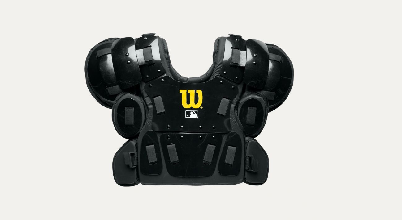 WILSON PRO GOLD 2 UMPIRE CHEST PROTECTOR AIR, Colour: BLACK, Size: LARGE/XL