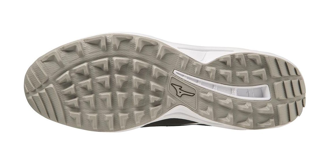 Mizuno Ambition 3 Mid - All Surface Shoes, Colour: Blk/Wht, Size: 9.5