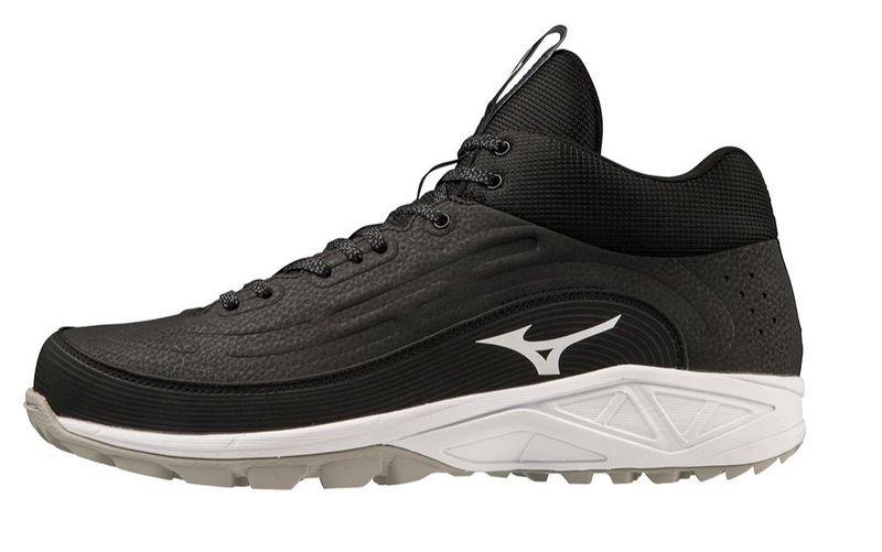 Mizuno Ambition 3 Mid - All Surface Shoes