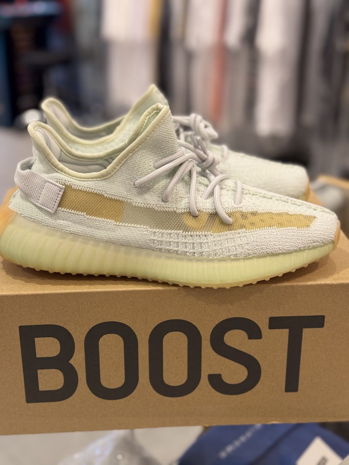 adidas Yeezy Boost 350 V2 Hyperspace