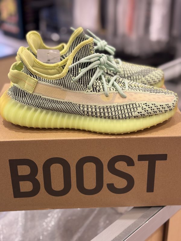 adidas Yeezy Boost 350 V2 Yeezreel (Non-Reflective)