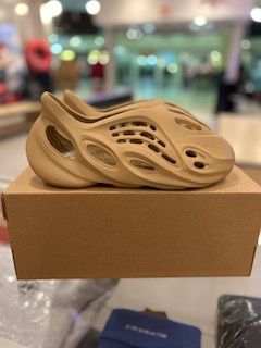 adidas Yeezy Foam RNNR Ochre