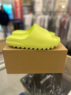 adidas Yeezy Slide Glow Green