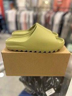 adidas Yeezy Slide Resin