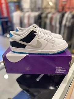 Nike SB Dunk Low Laser Blue