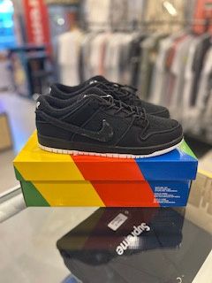 Nike SB Dunk Low Gnarhunters