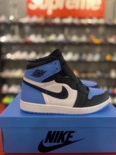 Jordan 1 Retro High OG UNC Toe
