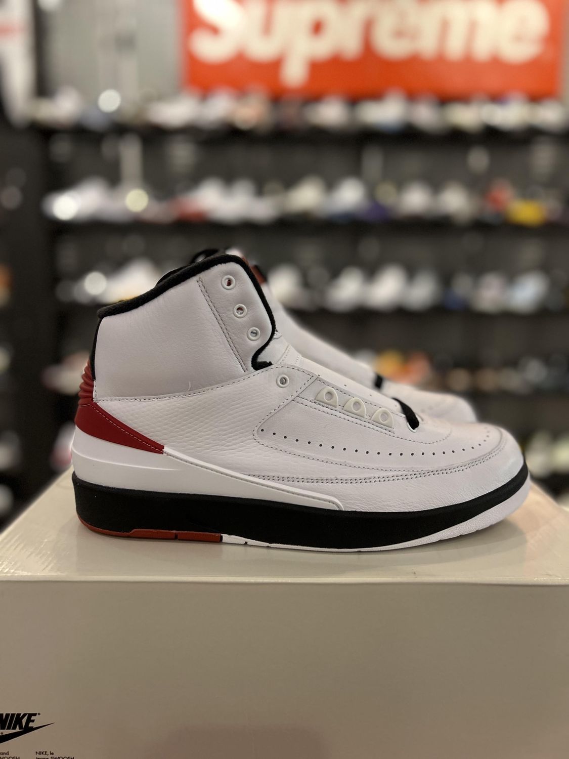 Jordan 2 Retro OG Chicago
