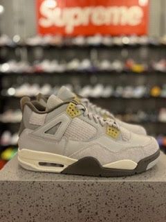 Jordan 4 Retro SE Craft Photon Dust