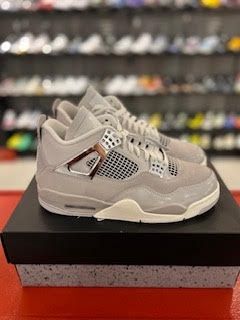 Jordan 4 Retro Frozen Moments (Women&#39;s)