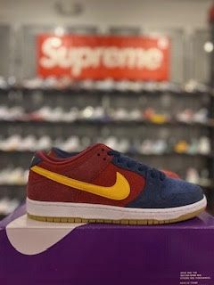 Nike SB Dunk Low Barcelona