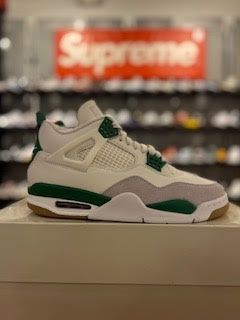 Jordan 4 Retro SB Pine Green