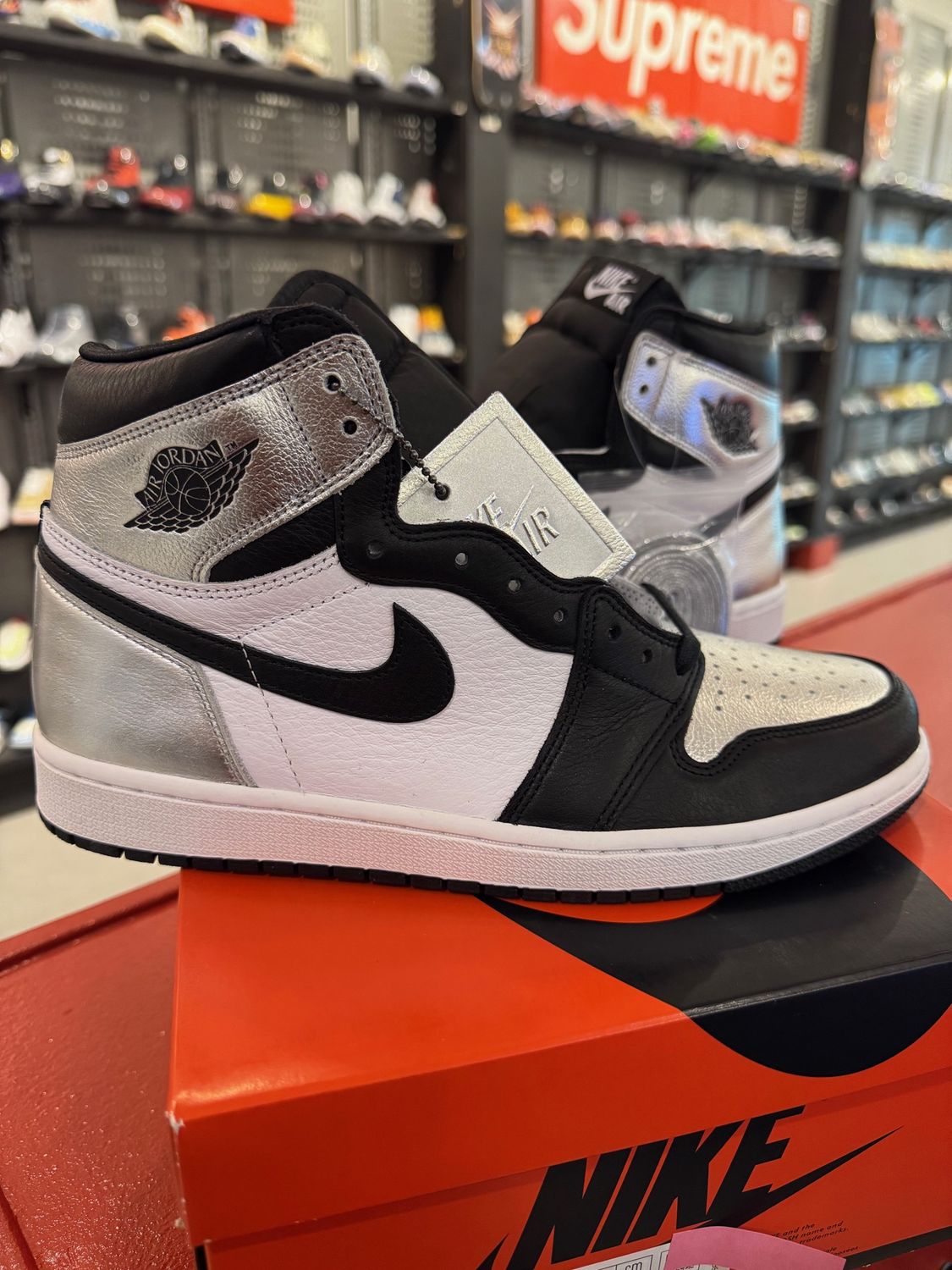 Jordan 1 Retro High Silver Toe (Women&#39;s)-DOD