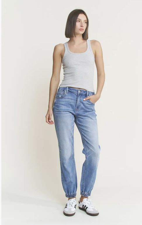 ON THE RISE JOGGER